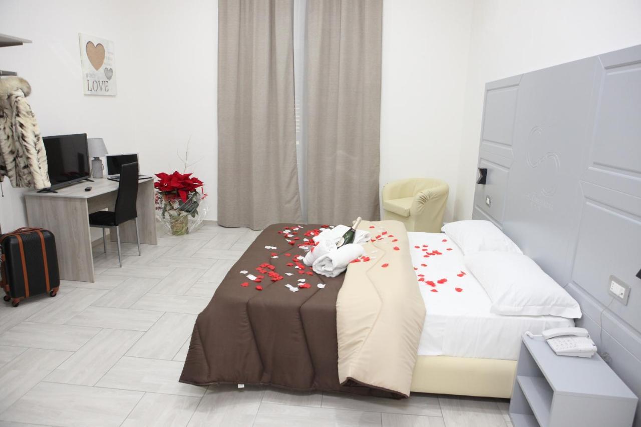 Albergo Casablanca Наполи Екстериор снимка